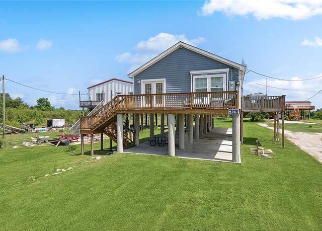 Property at 2207 Yscloskey Hwy, St Bernard, LA 70085, 3 beds, 2 baths