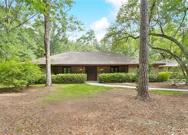 Property at 599 Dove Park Rd, Covington, LA 70433, 3 beds, 3 baths