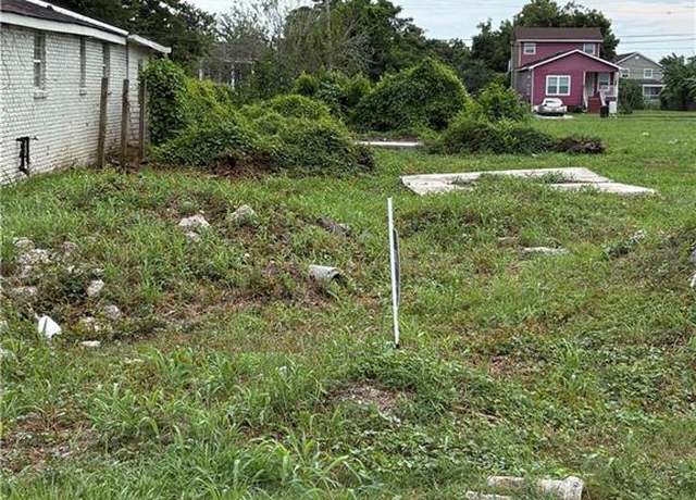 Property at 1923 Flood St, New Orleans, LA 70117