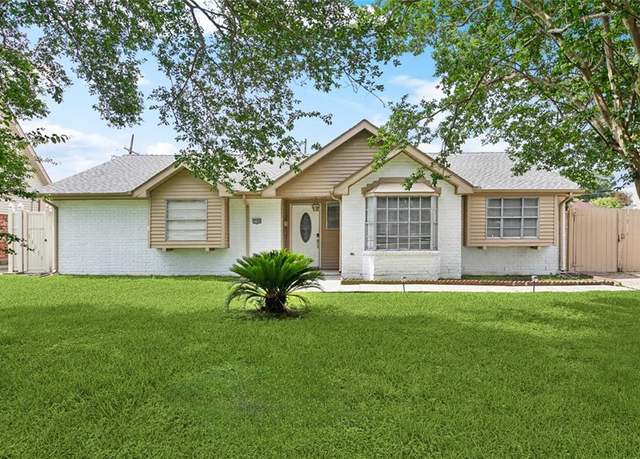 Property at 2140 Carol Sue Ave, Terrytown, LA 70056, 4 beds, 2 baths