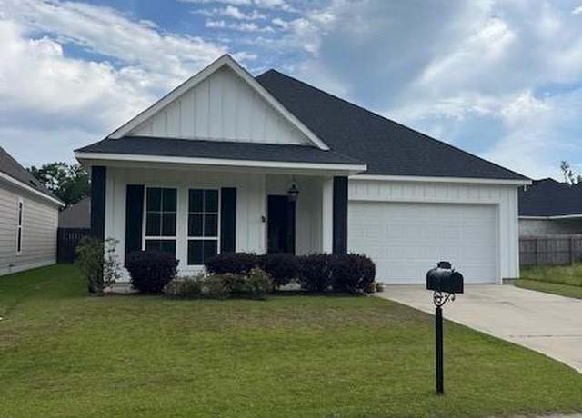 Property at 4057 Monarch Ln, Covington, LA 70433, 3 beds, 2 baths