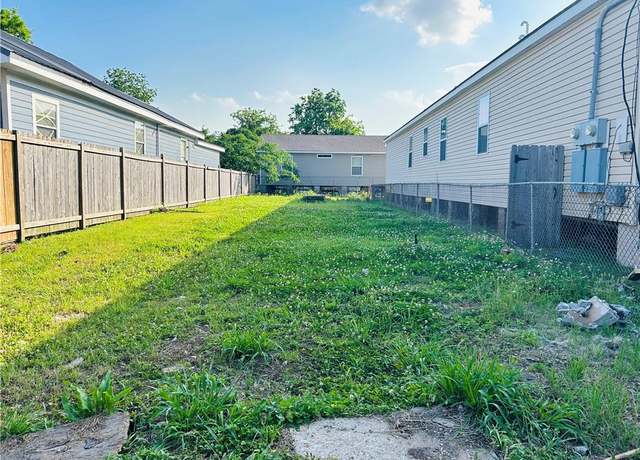 Property at 8926 Forshey St, New Orleans, LA 70118