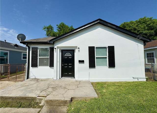 Property at 4304 Pauger St, New Orleans, LA 70122, 2 beds, 1 bath
