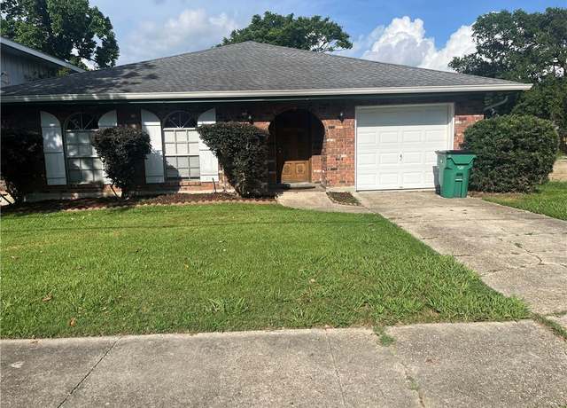 Property at 4813 Lake Como Ave, Metairie, LA 70006, 4 beds, 2 baths
