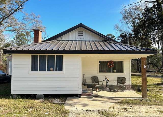 Property at 25821 Elsie Gill Rd, Holden, LA 70744, 2 beds, 1 bath