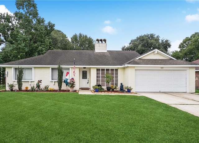 Property at 409 Rustling Pine Dr, Slidell, LA 70458, 3 beds, 2 baths