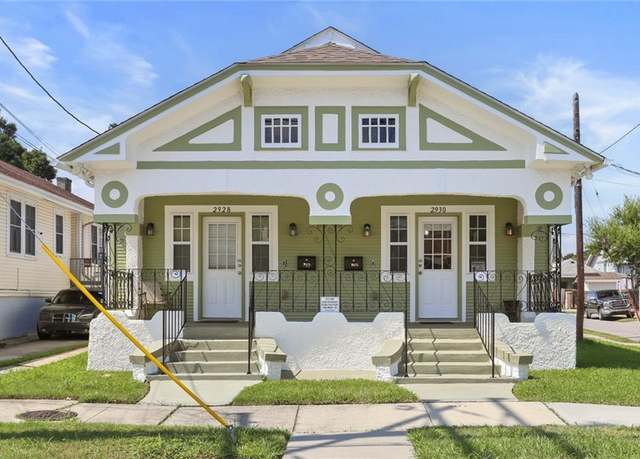 Property at 2928 30 Upperline St, New Orleans, LA 70115, 6 beds, 2 baths