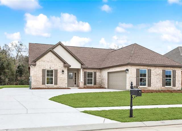 Property at 2633 Greenville Dr, Marrero, LA 70072, 4 beds, 2 baths