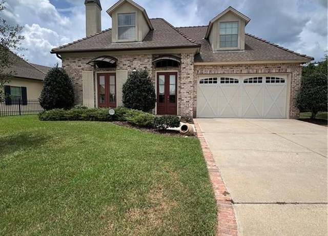 Property at 306 Palmer Ct, Slidell, LA 70458, 3 beds, 2.5 baths