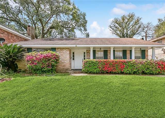 Property at 3920 Peachtree Ct, New Orleans, LA 70131, 4 beds, 2 baths