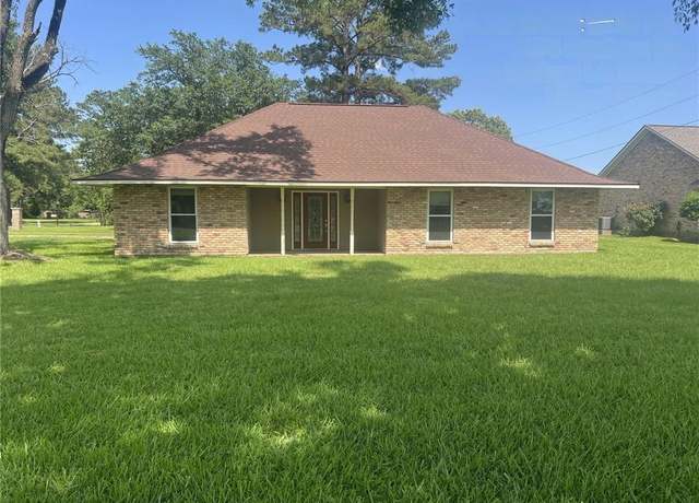 Property at 7474 Denham Dr, Denham Springs, LA 70726, 3 beds, 2 baths