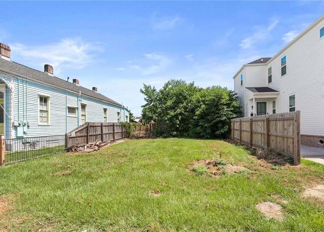 Property at 2015 7th St, New Orleans, LA 70115