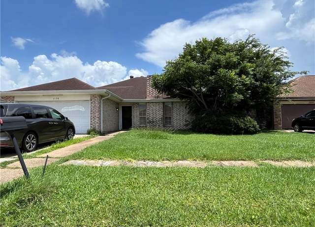 Property at 2128 Stall Dr, Harvey, LA 70058, 3 beds, 2 baths