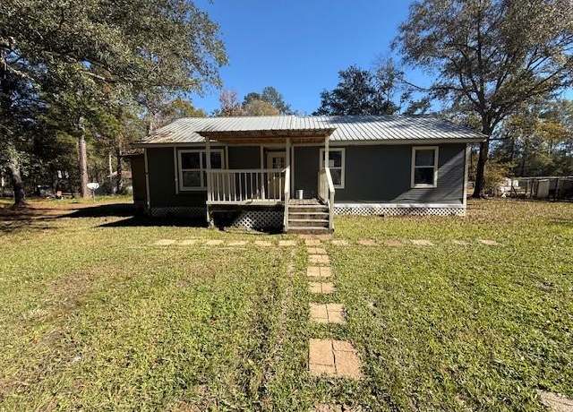 Property at 36766 Longleaf Dr, Independence, LA 70443, 3 beds, 1 bath