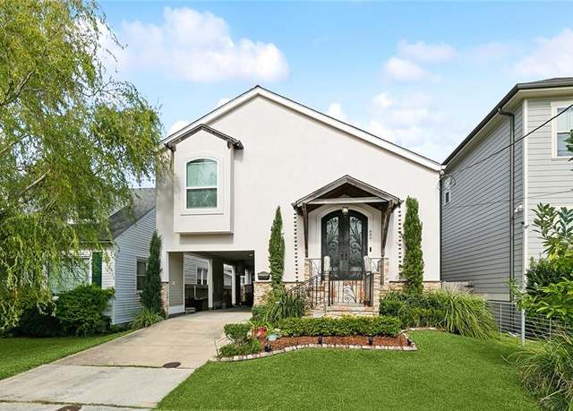 Property at 889 Pontalba St, New Orleans, LA 70124, 3 beds, 2.5 baths