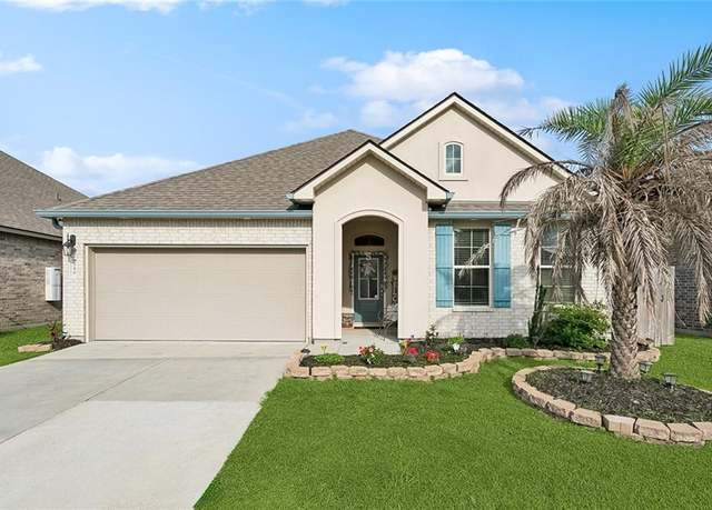 Property at 549 New Basin Rd, Slidell, LA 70461, 4 beds, 2 baths