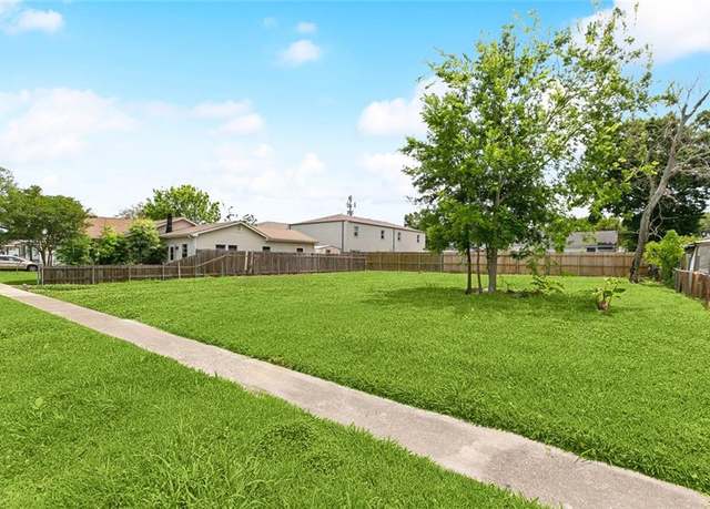 Property at 143 River Bend Dr, River Ridge, LA 70123