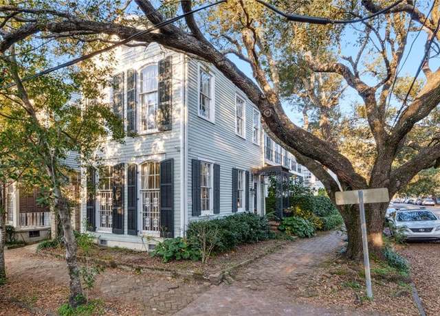 Property at 2831 Prytania St, New Orleans, LA 70115, 3 beds, 2.5 baths