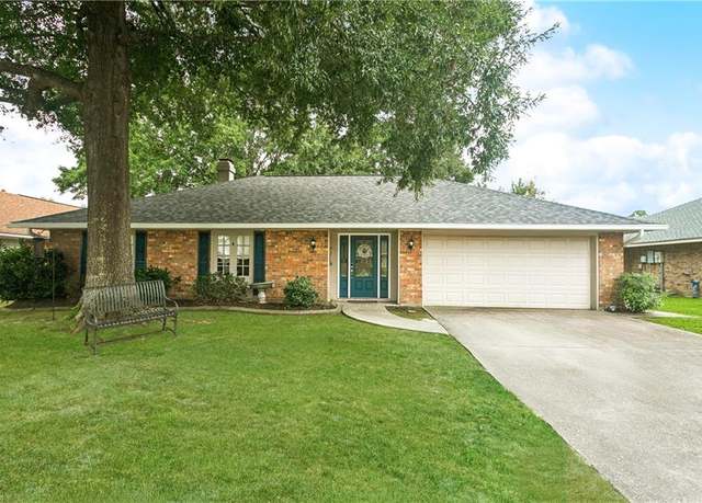 Property at 1321 Patriot Dr, Slidell, LA 70458, 4 beds, 2 baths
