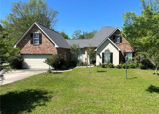 Property at 2937 Desert Ct, Mandeville, LA 70448, 4 beds, 2 baths