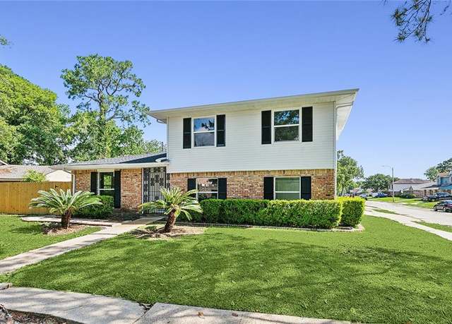Property at 4128 Fiesta St, New Orleans, LA 70131, 5 beds, 3 baths