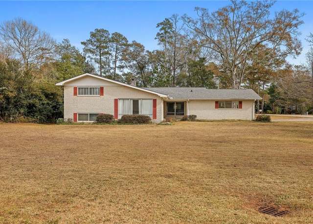 Property at 302 Rio Grande St, Bogalusa, LA 70427, 3 beds, 3 baths