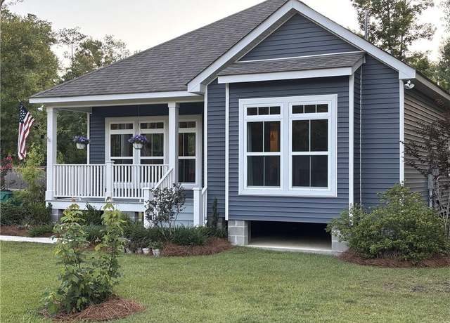 Property at 72163 Indian Trail Rd, Abita Springs, LA 70420, 3 beds, 2 baths