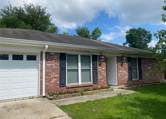 Property at 106 Matthews Dr, Slidell, LA 70458, 4 beds, 2 baths