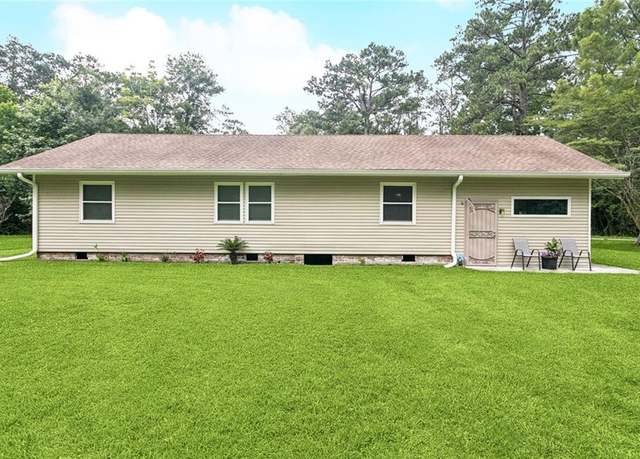 Property at 72433 Bullard St, Covington, LA 70435, 3 beds, 2 baths
