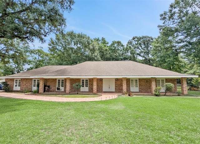 Property at 61258 N Military Rd, Slidell, LA 70461, 4 beds, 3 baths