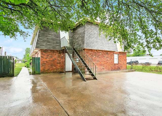 Property at 3609 Rose St, Chalmette, LA 70043, 8 beds, 4 baths