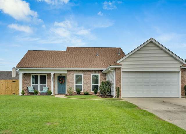 Property at 497 Jj Ln, Covington, LA 70433, 4 beds, 2 baths