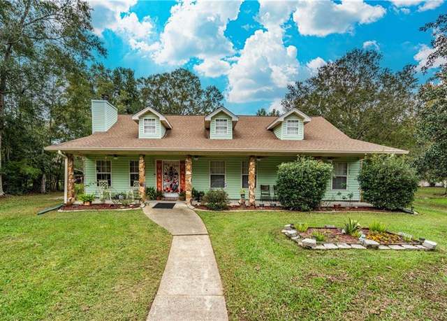 Property at 39523 E Porter River Rd, Pearl River, LA 70452, 4 beds, 3.5 baths