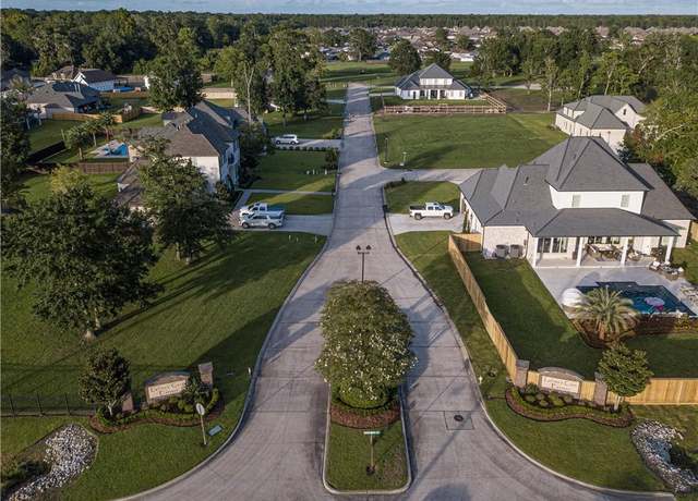 Property at 4480 Pierre's Ct, Marrero, LA 70072