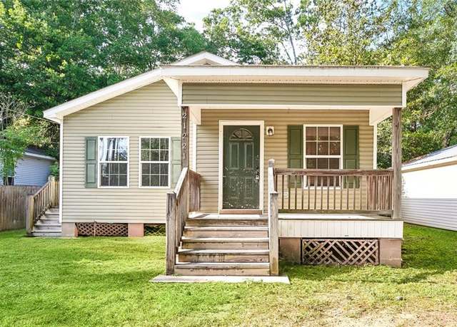 Property at 21221 Fern St, Covington, LA 70435, 4 beds, 2 baths