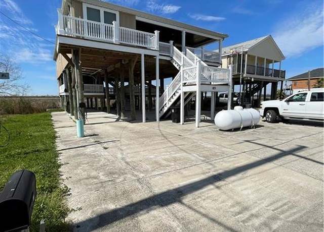 Property at 2978 Ridgeway Blvd, New Orleans, LA 70129, 4 beds, 4 baths