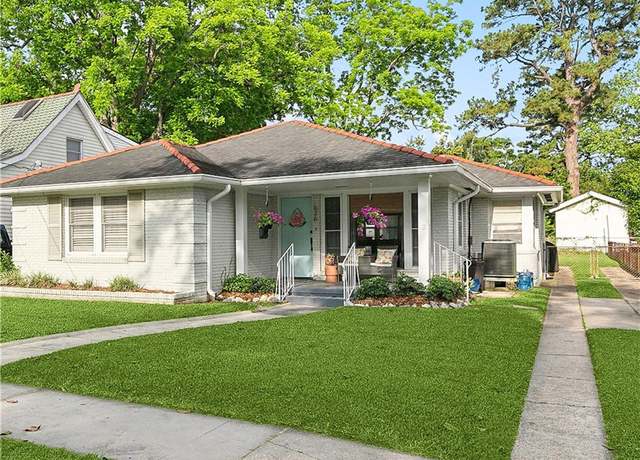Property at 626 Homestead Ave, Metairie, LA 70005, 2 beds, 2.5 baths