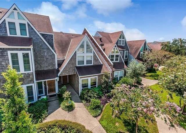 Property at 14 Spinnaker Ln, New Orleans, LA 70124, 3 beds, 2.5 baths