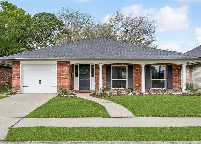 Property at 424 W William David Pkwy, Metairie, LA 70005, 3 beds, 2 baths
