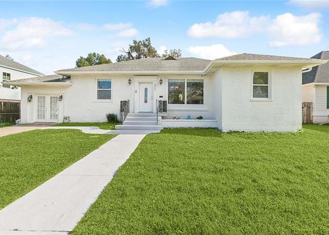 Property at 5217 Chamberlain Dr, New Orleans, LA 70122, 4 beds, 2.5 baths