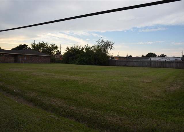 Property at Lawrence St, New Orleans, LA 70114