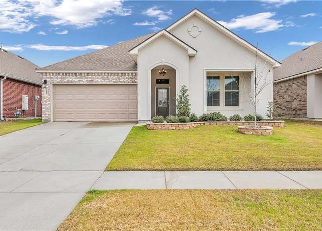 Property at 5257 Summer Pecan Rd, Slidell, LA 70461, 4 beds, 2 baths