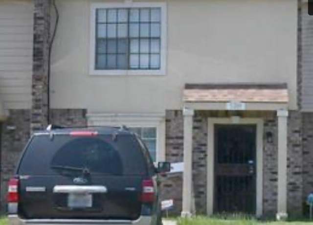 Property at 5269 Basinview Dr, New Orleans, LA 70126, 2 beds, 2.5 baths