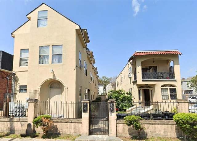 Property at 2123 27 Carondelet St, New Orleans, LA 70130, 16 beds, 14 baths