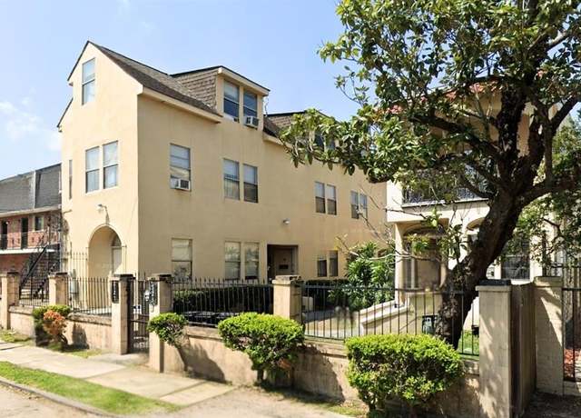 Property at 2123 27 Carondelet St, New Orleans, LA 70130, 16 beds, 14 baths