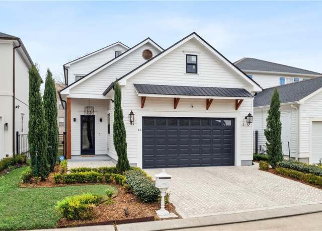 Property at 13 Cocos St, Kenner, LA 70065, 4 beds, 3.5 baths