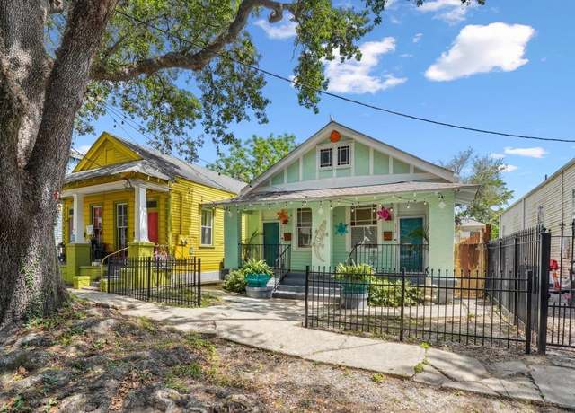 Property at 2923 25 Banks St, New Orleans, LA 70119, 6 beds, 2 baths