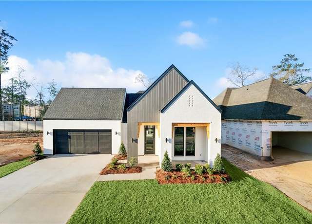 Property at 4240 Cypress Point Dr, Covington, LA 70433, 4 beds, 2.5 baths