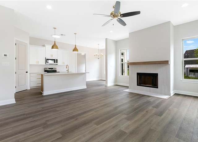 Property at 35378 Liberty Dr, Slidell, LA 70460, 3 beds, 2 baths