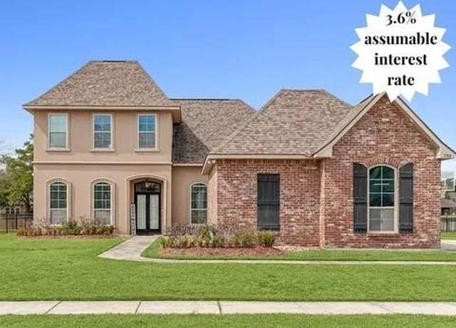 Property at 298 Saw Grass Loop, Covington, LA 70435, 5 beds, 3 baths